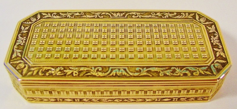 Caja Tabaquera en oro. París, Francia. Finales siglo XVIII