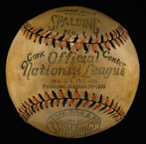 Pelota de baseball Spalding. 1915. Tasacion coleccionismo deportivo Pelota de baseball Spalding. 1915.